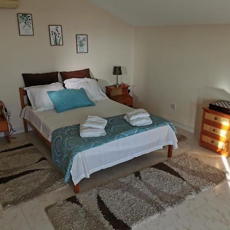 Must Stay - Sea & Salt Lake Panoramic View Apt Larnaca Extérieur photo