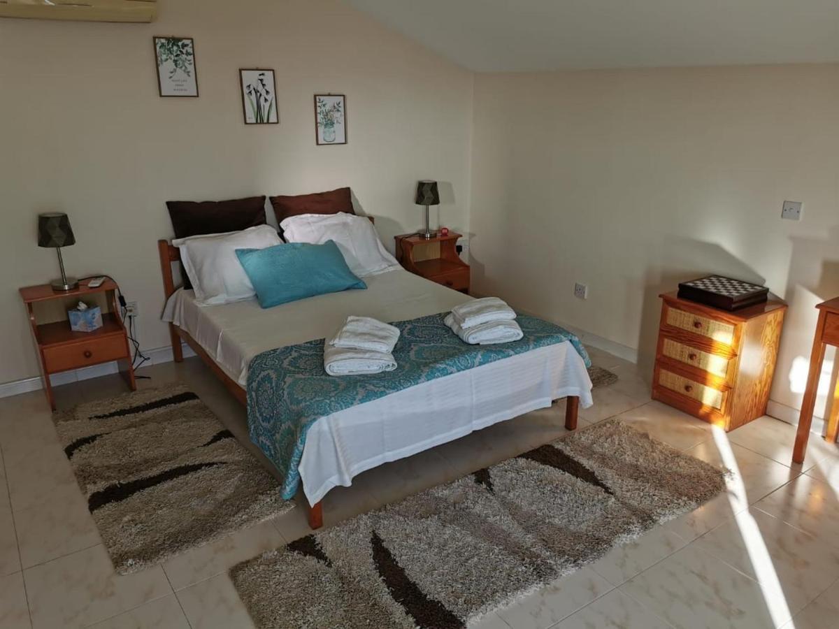 Must Stay - Sea & Salt Lake Panoramic View Apt Larnaca Extérieur photo