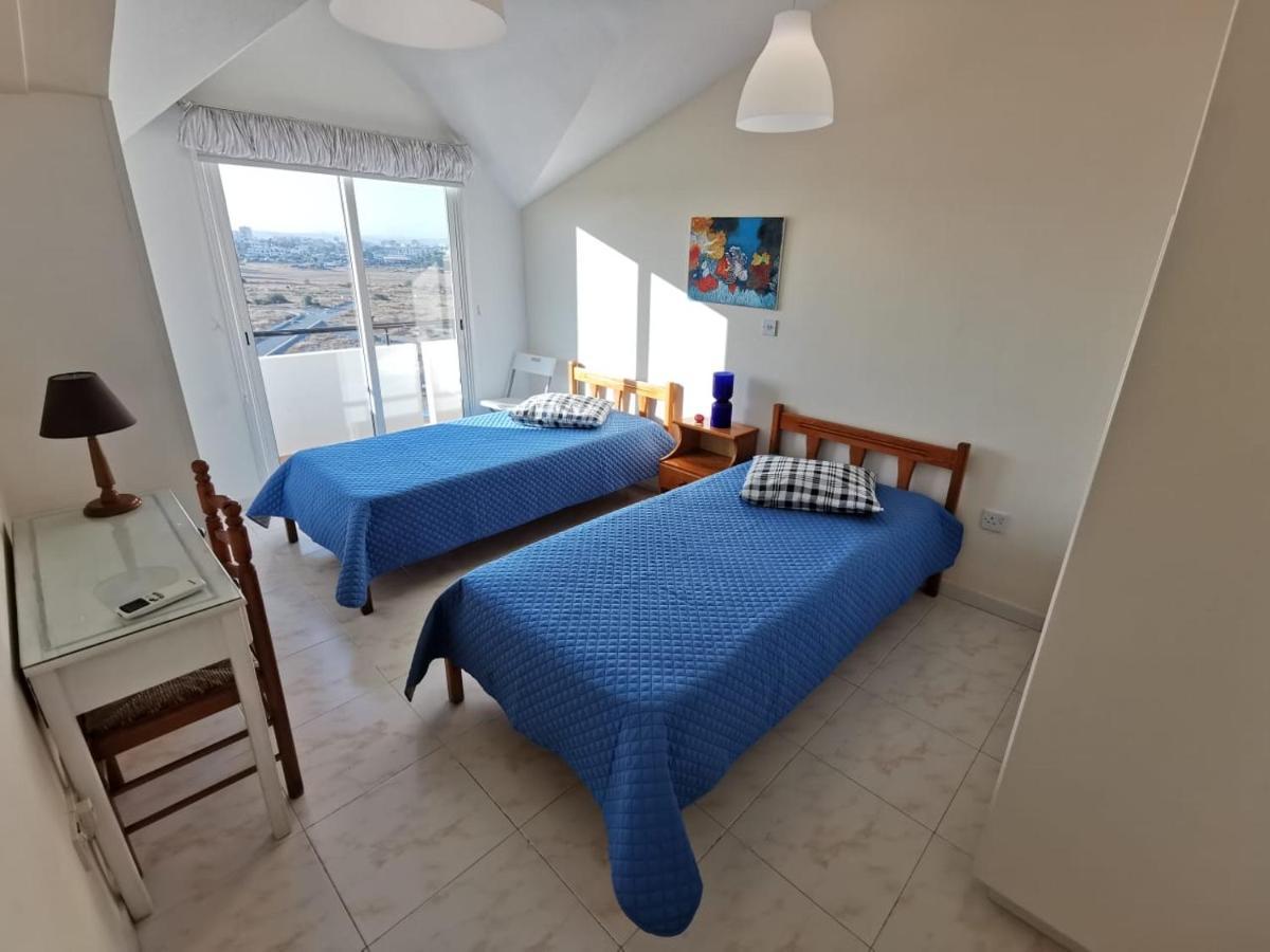 Must Stay - Sea & Salt Lake Panoramic View Apt Larnaca Extérieur photo
