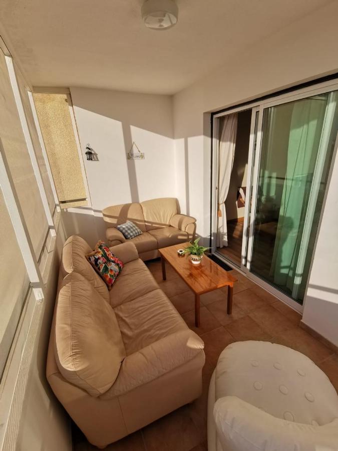 Must Stay - Sea & Salt Lake Panoramic View Apt Larnaca Extérieur photo
